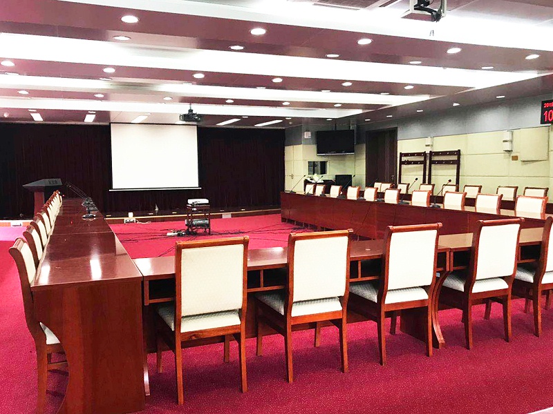 解决会议室羞羞视频在线播放设备中的噪音和干扰问题